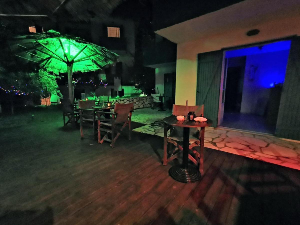 Iris Studios Agios Nikitas Exterior photo
