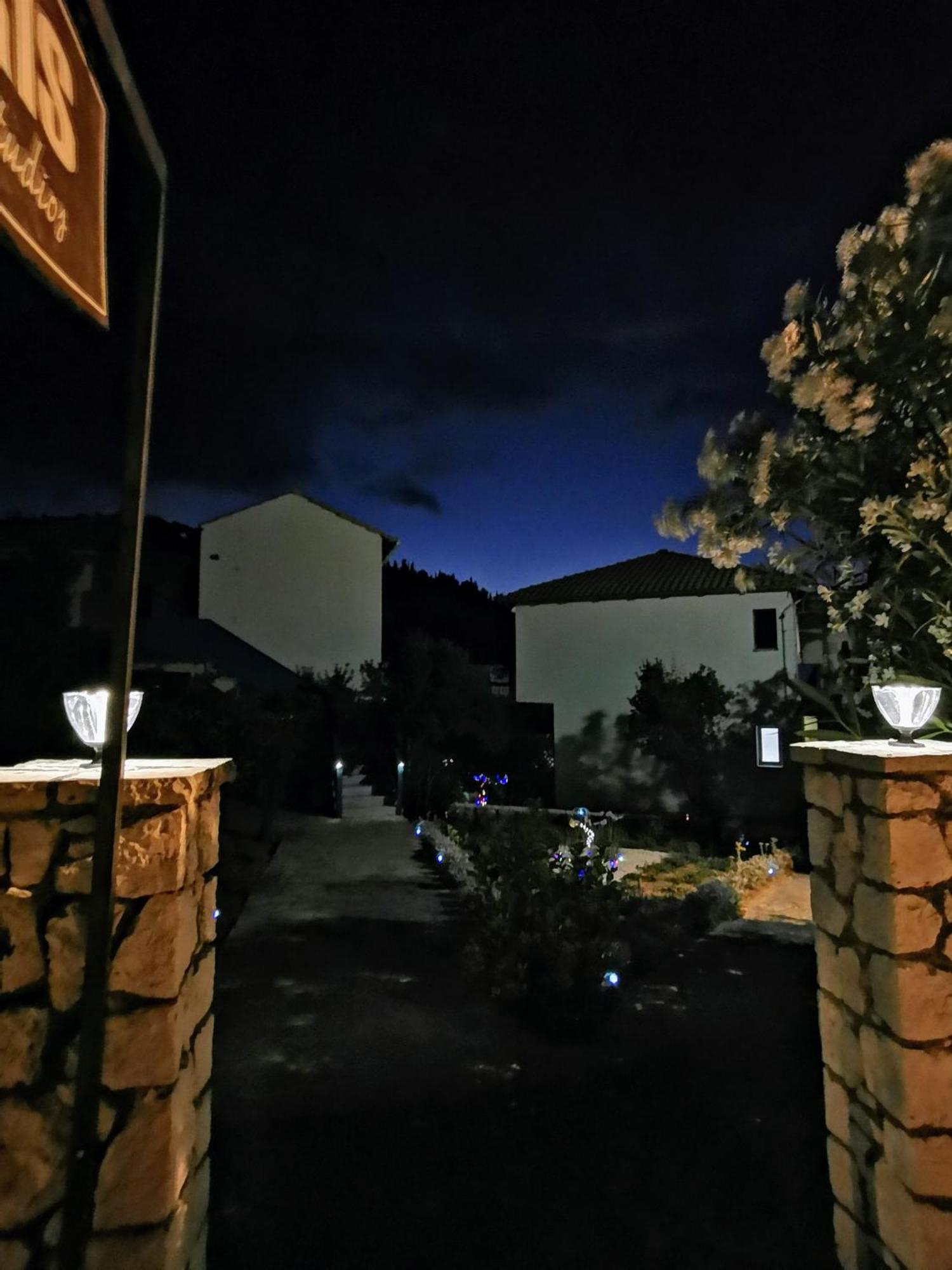 Iris Studios Agios Nikitas Exterior photo