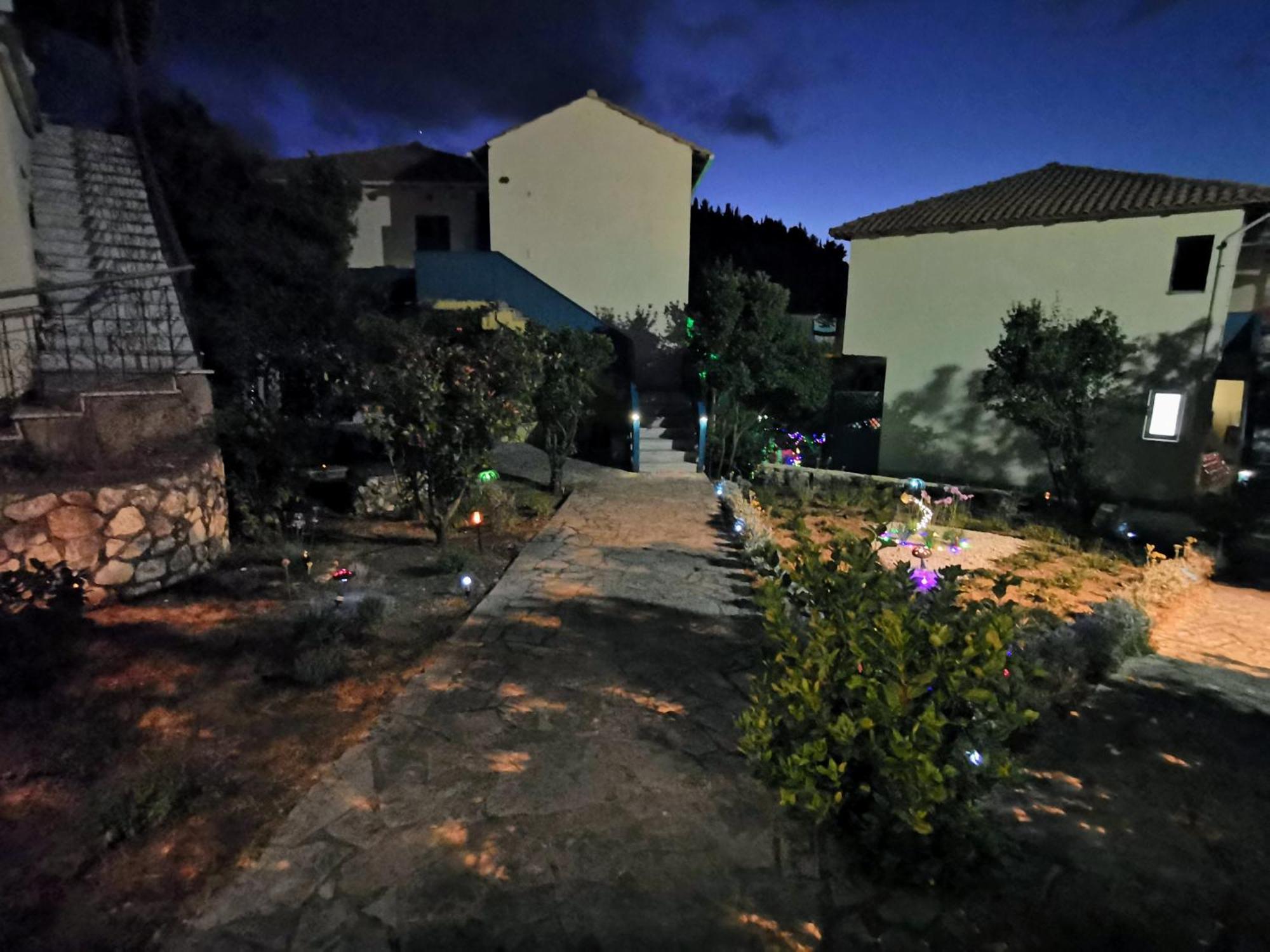 Iris Studios Agios Nikitas Exterior photo