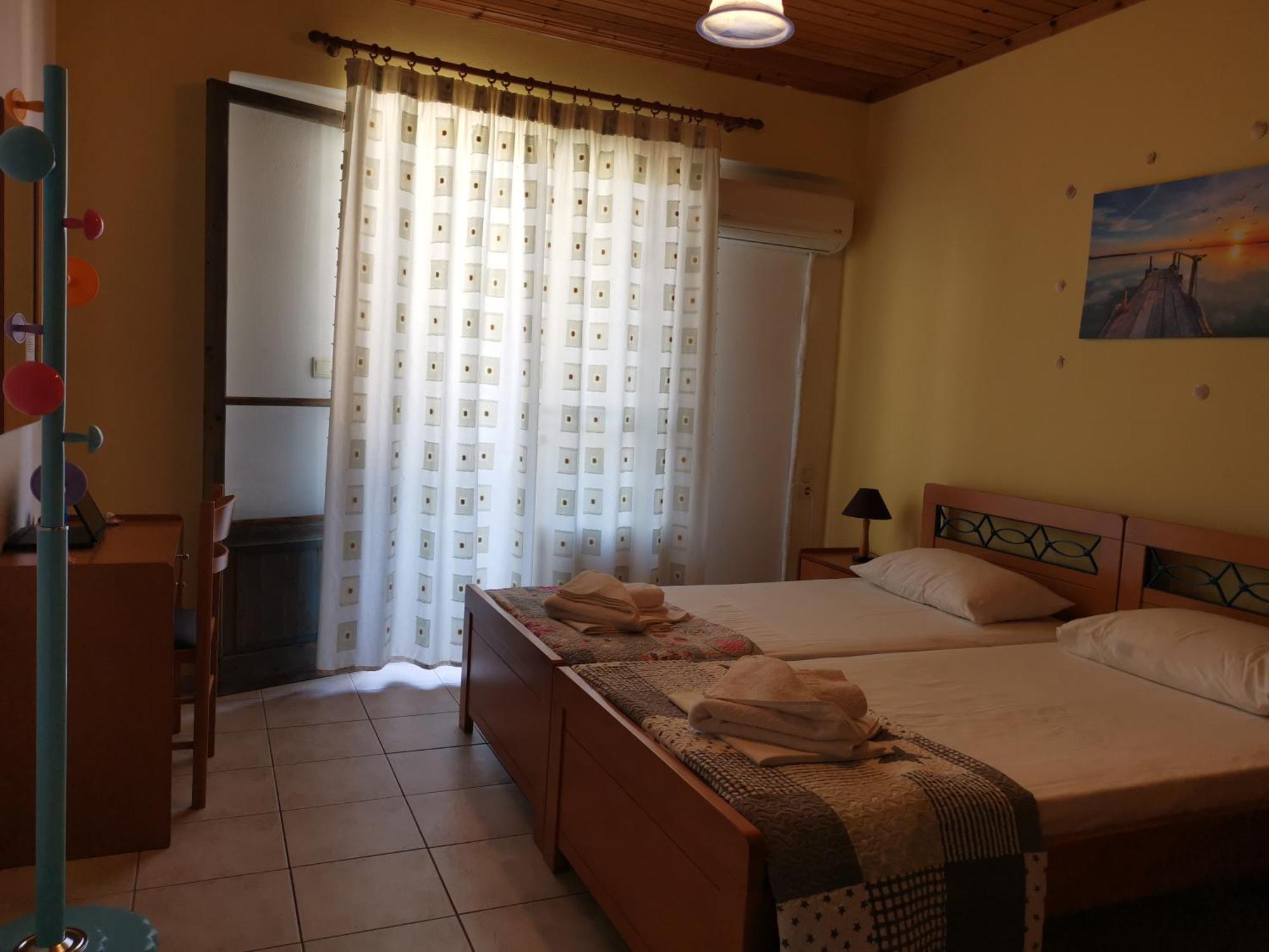 Iris Studios Agios Nikitas Exterior photo